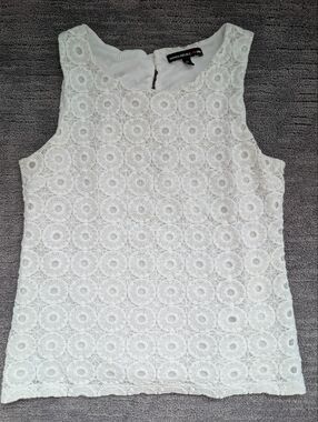 Banana Republic White Lace Crochet Sleeveless Camisole
